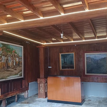 Bujak Permai Villa Matahari Lombok Ntb Praya Exterior photo